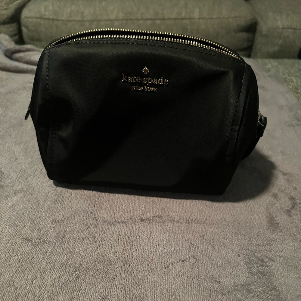 Kate Spade medium cosmetic bag